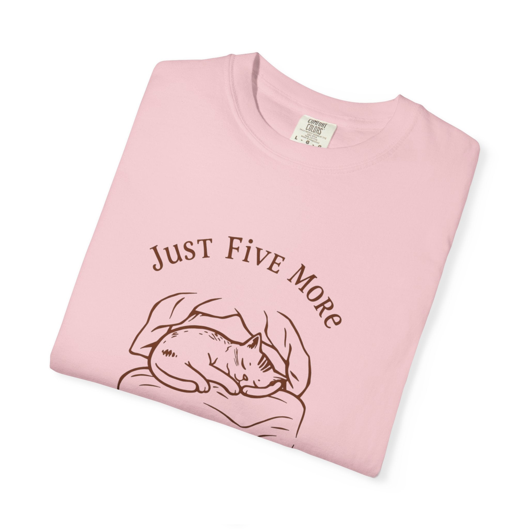 T-Shirt — "Just Five More Minutes Please" Funny Sleepy Cat Graphic Tee